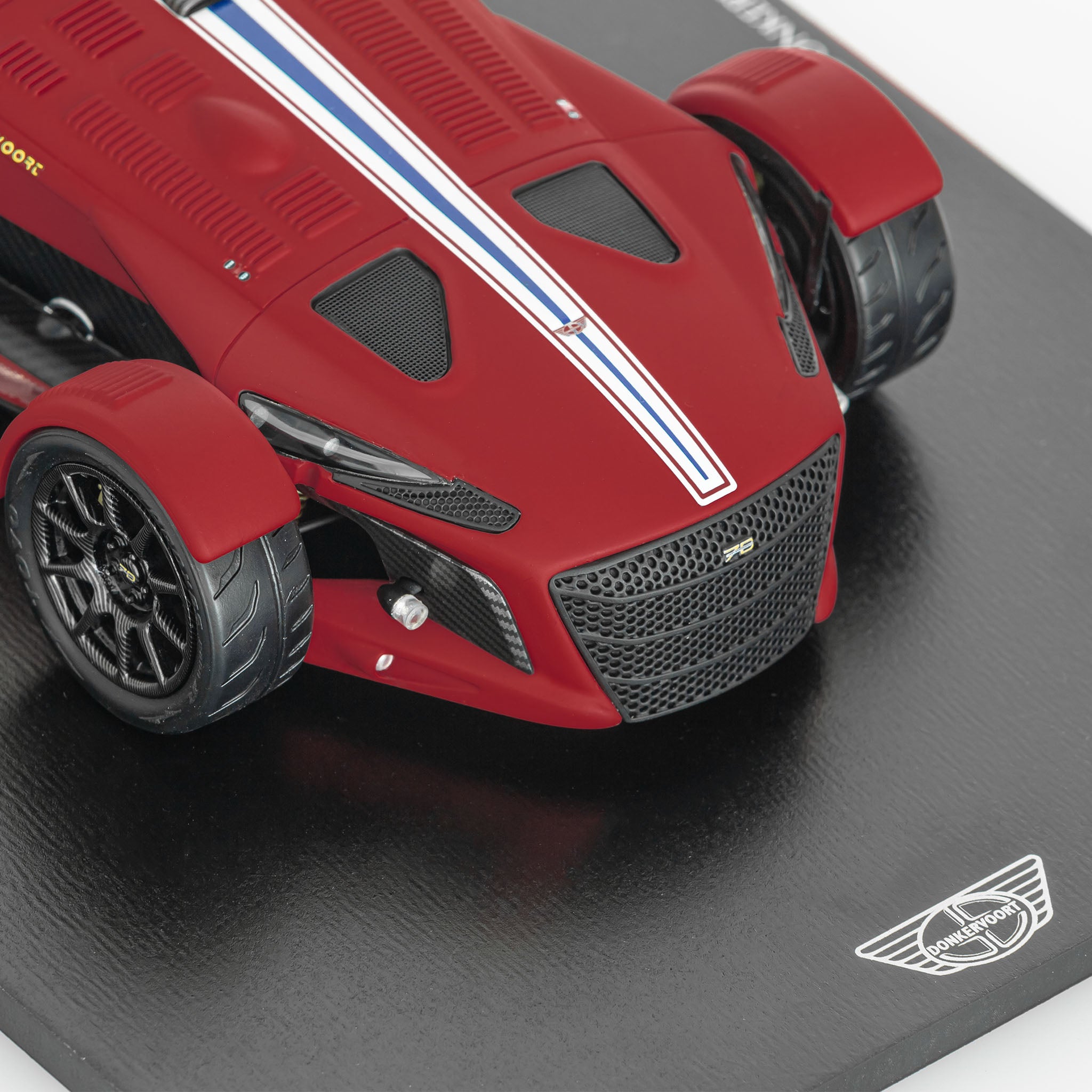 Donkervoort D8 GTO-JD70 R 1:18 // Red