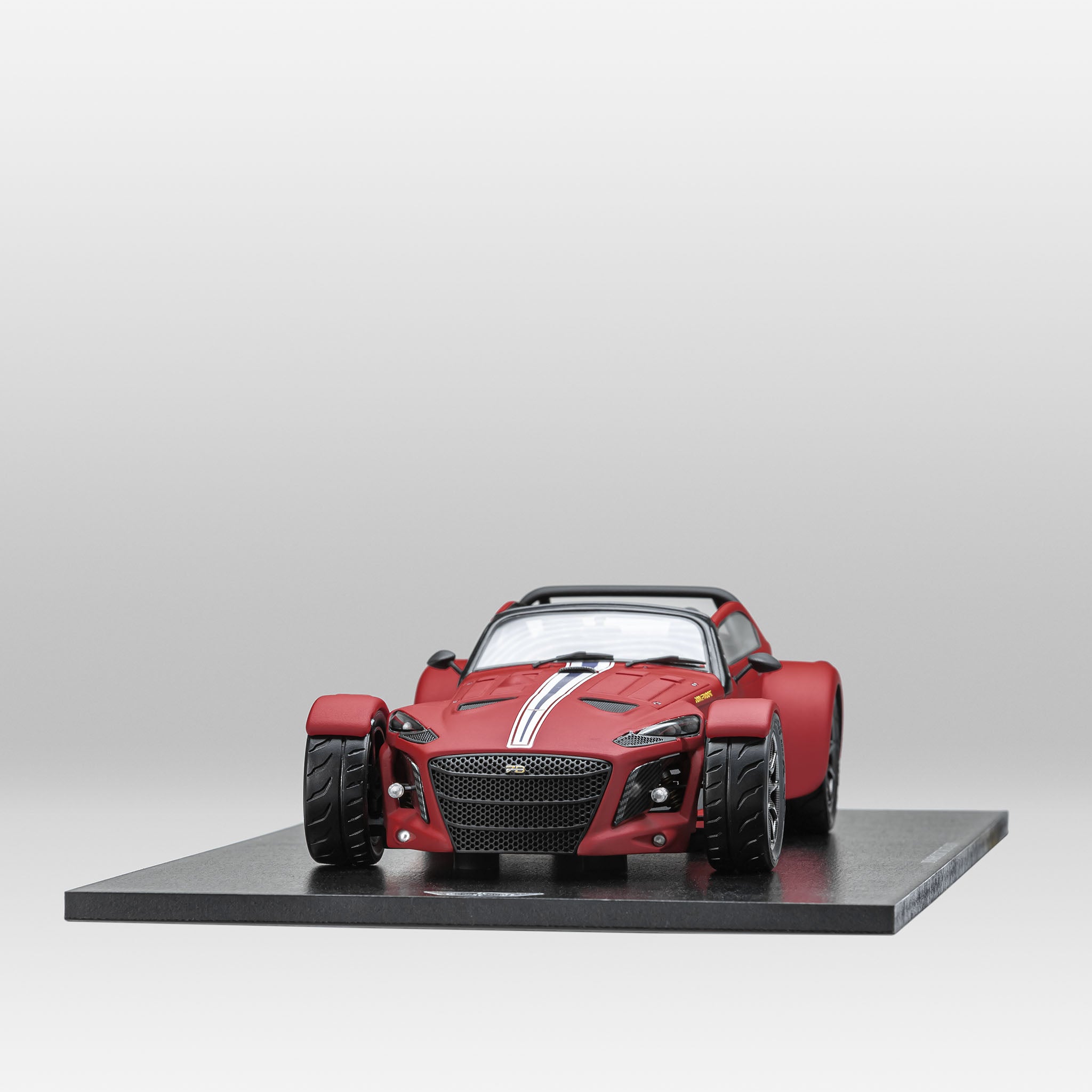 Donkervoort D8 GTO-JD70 R 1:18 // Red